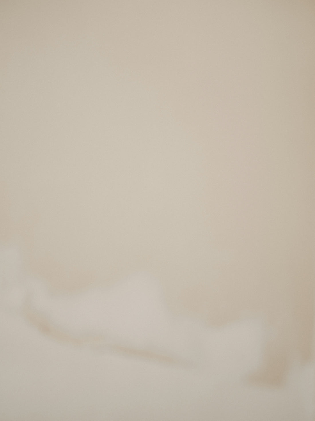 white round light on white ceiling